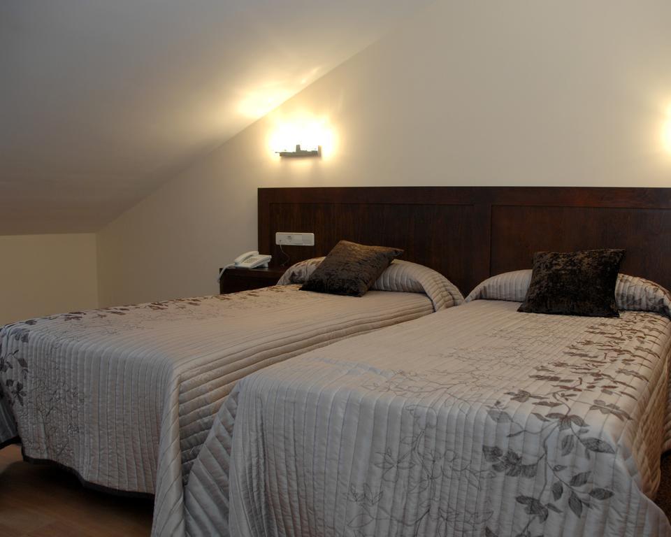 Hotel Hc Sigueenza Exteriér fotografie