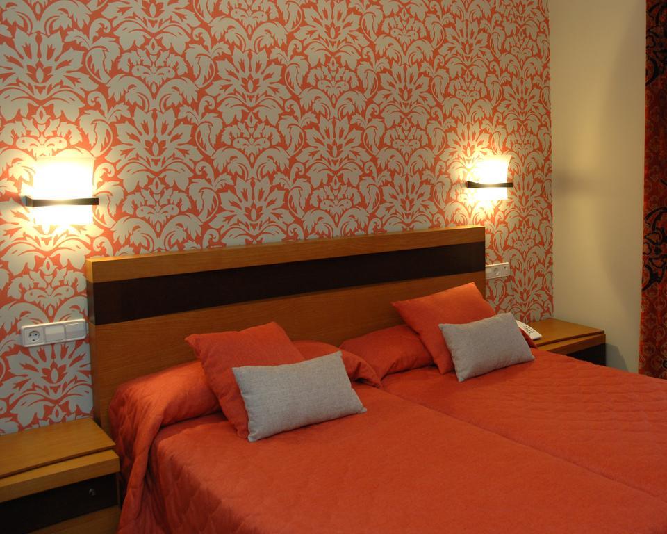 Hotel Hc Sigueenza Exteriér fotografie